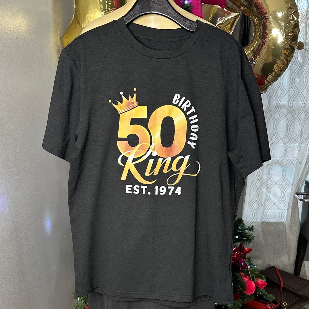 Birthday 50 King EST. 1974 Men’s black shirt Sz XL